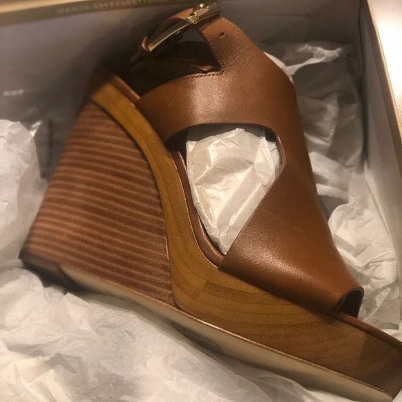 Michael Kors Josephine Wedge shoes size 8.5 - Picture 9 of 9